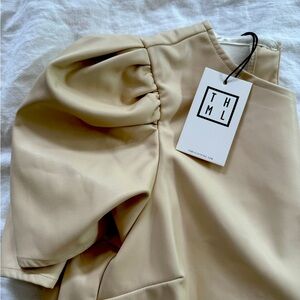 Med. cream. THML NWT